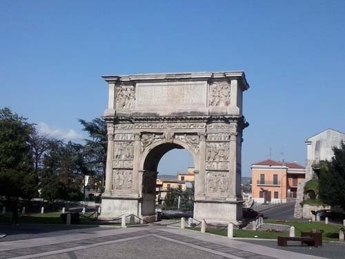 Arco di Traiano di Benevento